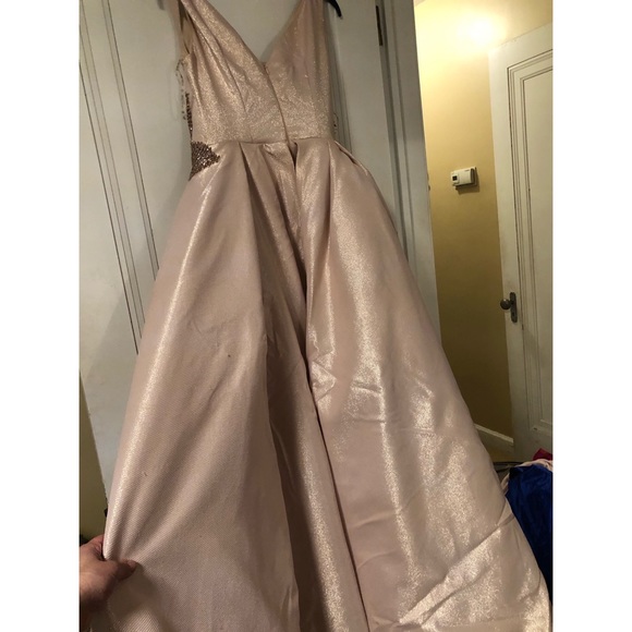 Dress - Picture 5 of 8